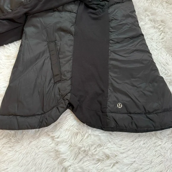 Lululemon "Down For A Run" Pullover Black - Size 4 - Picture 8 of 9